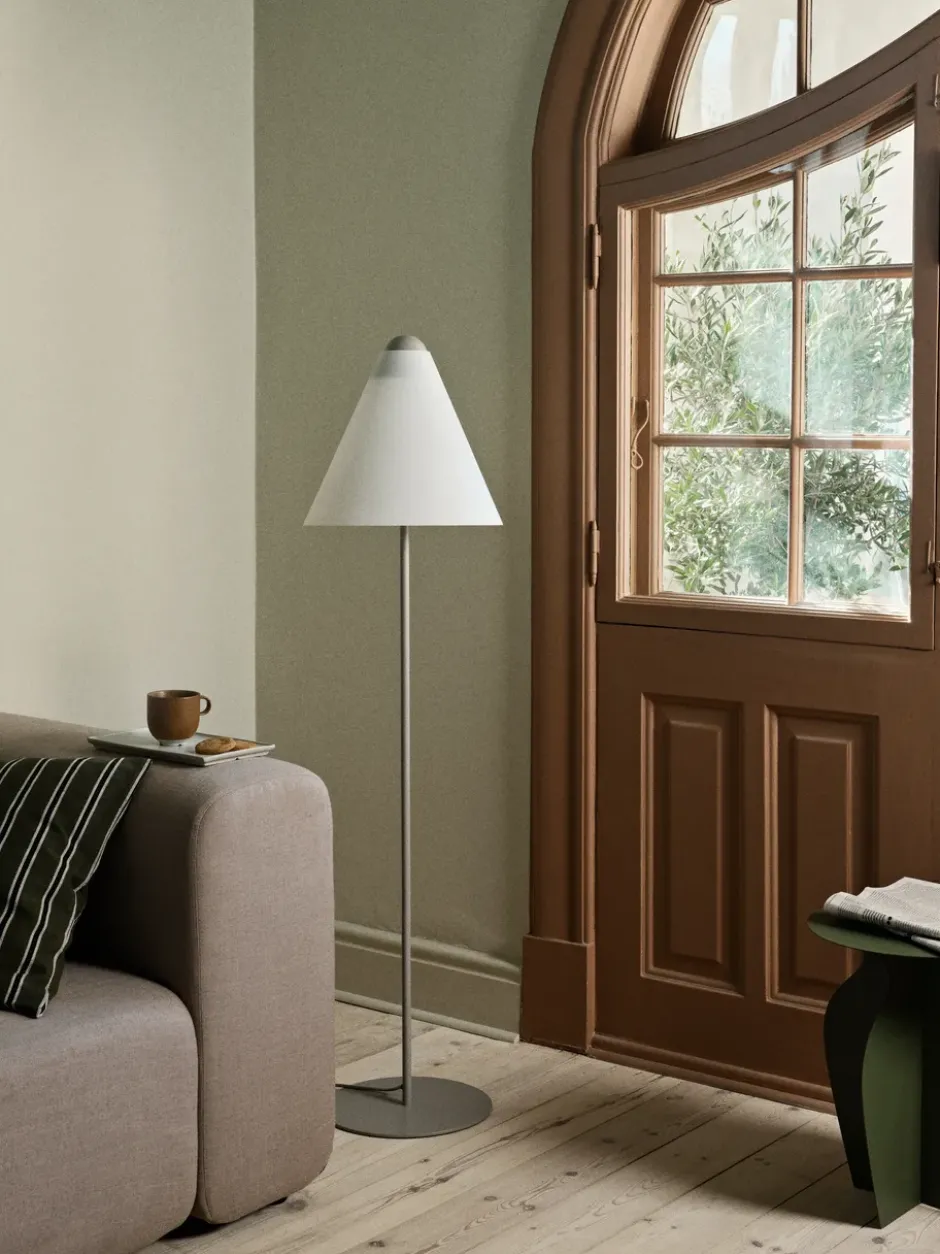 Agari sivupöytä Ø35x45 cm, Grape leaf green
