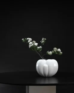 Bloom vaasi petit 22,5x24 cm, Bone white