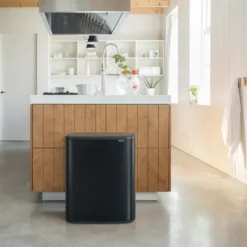 Bo touch bin 60 L, Mattamusta