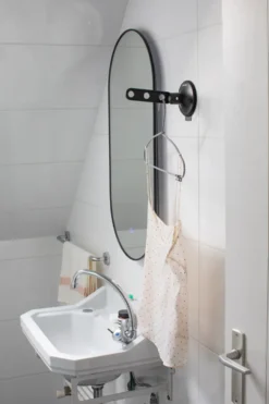 Brabantia ripustin imukupilla, Musta