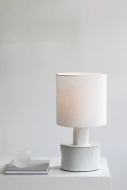 Catherine pöytävalaisin 47 cm, White matt-white