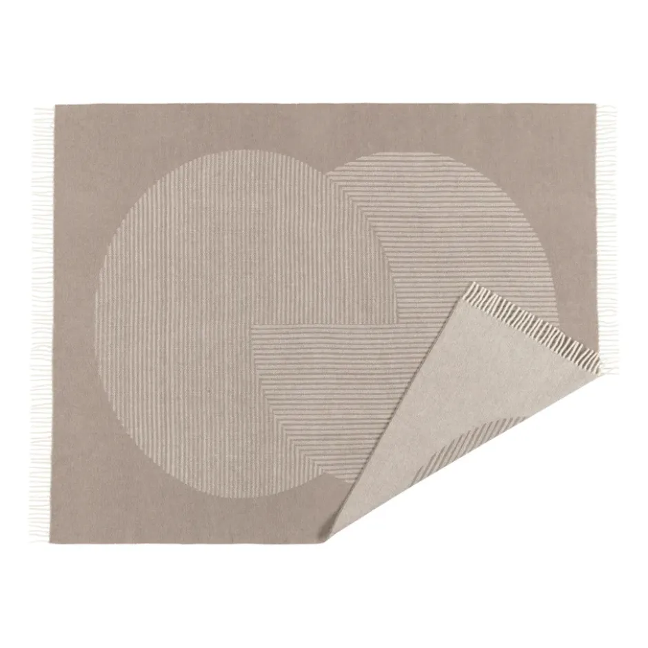 Circles villahuopa 130x185 cm, Beige