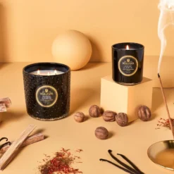 Classic Maison Noir tuoksukynttilä 60 tuntia, Ambre Lumiere