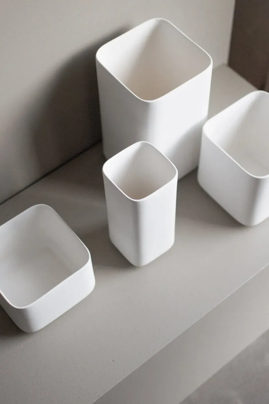 Cube ruukku large Ø 13 cm, Matte white
