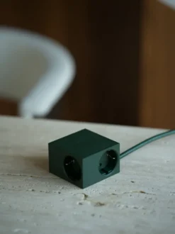 Cuboid+ haaroituspistorasia USB-C 30W 2 m, Dark Green