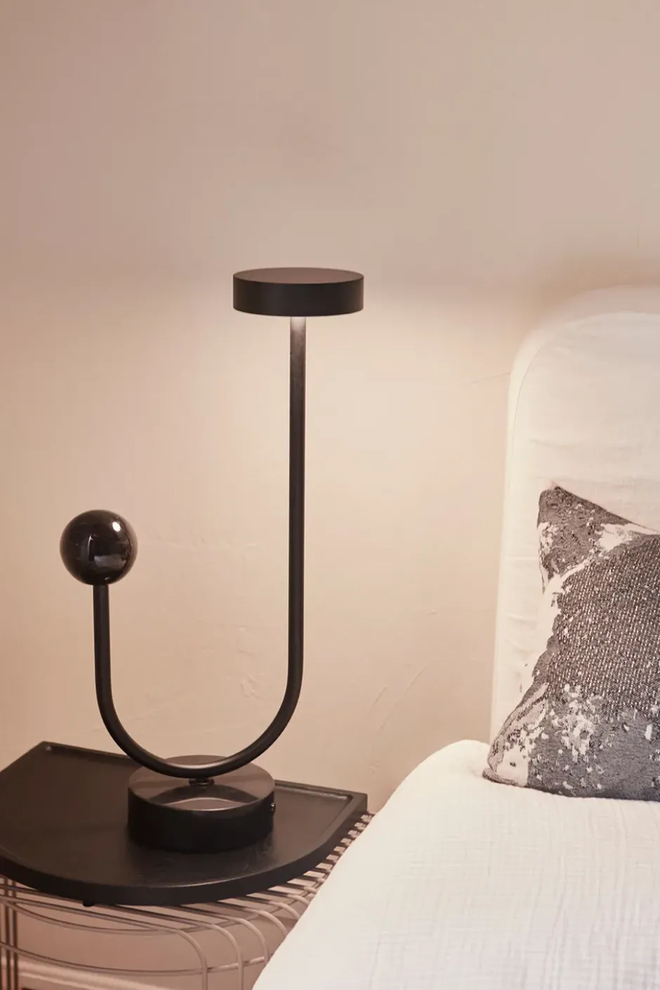 Curva pöytä 45 cm, Taupe