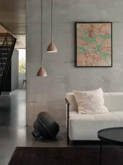 Dokka kattovalaisin, Warm beige