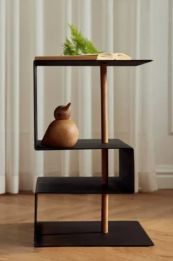 Edge sivupöytä, Black (musta)