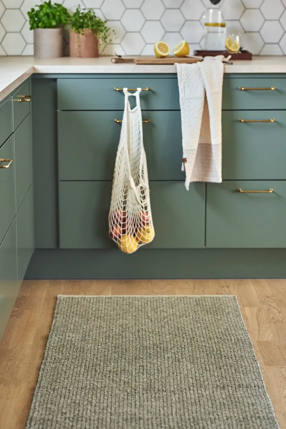 Fallow matto dusty green, 70 x 150 cm