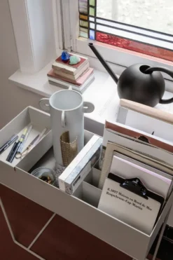 ferm LIVING istutuslaatikko Plant box, harmaa