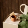 Ferm Living plant box -marmoritarjotin, Beige