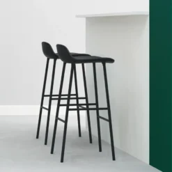 Form baarituoli matala, Green, vihreäksi lakattu teräsjalat