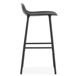 Form Chair baarijakkara metallijalat, Musta