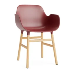 Form käsinojallinen tuoli, Red, tammijalat
