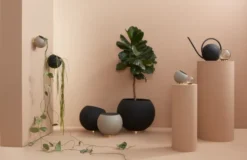 Globe ruukku seinä Ø 17 cm, Taupe