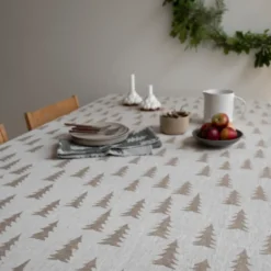 Gran jacquard-kudottu pöytäliina 147x250 cm, Hiekka