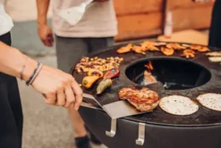 Höfats grillilasta, Hopea