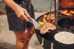Höfats grillilasta, Hopea