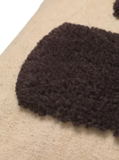 Lay tyyny 50 x 50 cm, Sand / Dark Brown