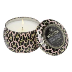 Maison Noir Mini Tin tuoksukynttilä 25 tuntia, Pink Citron Grapefruit