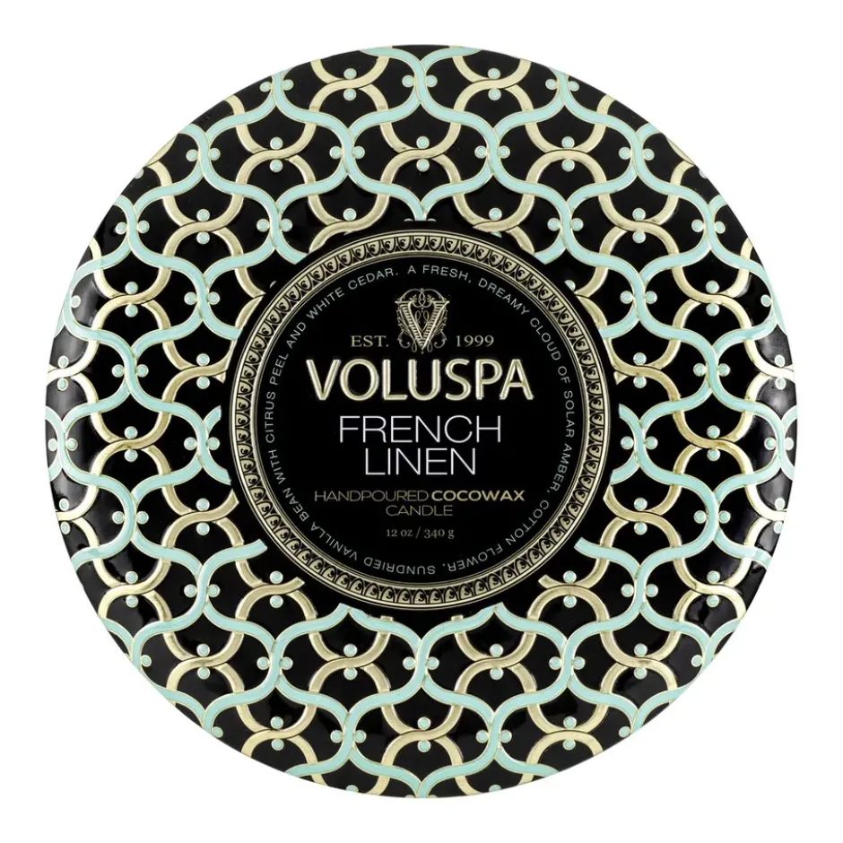 Maison Noir 3-wick Tin tuoksukynttilä 40 tuntia, French Linen