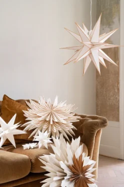 Marta adventtitähti Ø60 cm, Valkoinen-ruskea