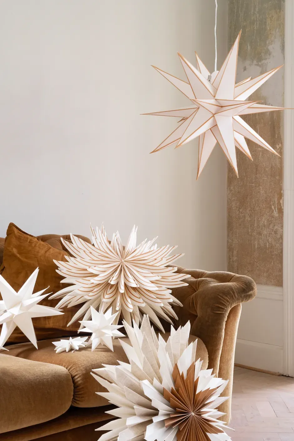 Marta adventtitähti Ø60 cm, Valkoinen-ruskea