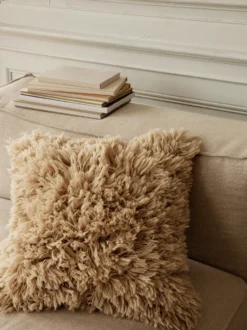 Meadow High Pile tyyny 50x50 cm, Light Sand