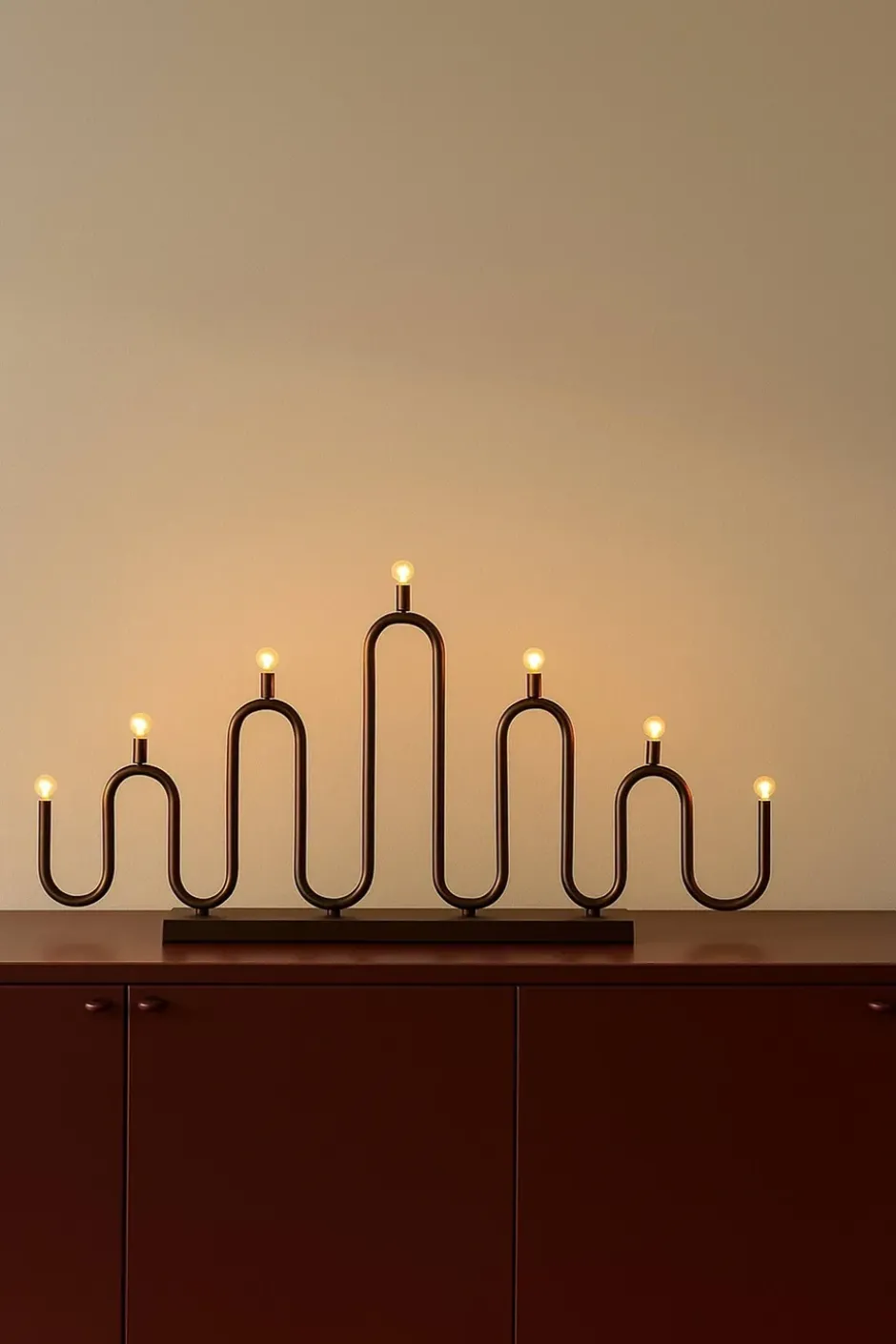 Noel 7 -adventtikynttelikkö, Pronssi