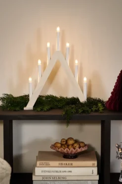 Nord adventtikynttelikkö 40 cm, Valkolakattu