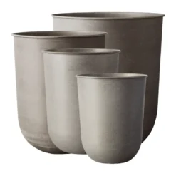 Out ruukku 4 osaa, Beige