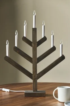 Pine adventtikynttilänjalka 62 cm, Tummapetsattu