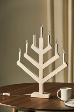 Pine adventtikynttilänjalka 62 cm, Valkolaseroitu