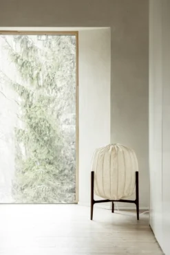 Prisma floor lattiavalaisin Ø48 cm, Tumma tuhka-luonnollinen