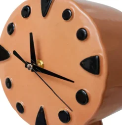 Retro keramiikkakello 20,8 cm, Virheä.