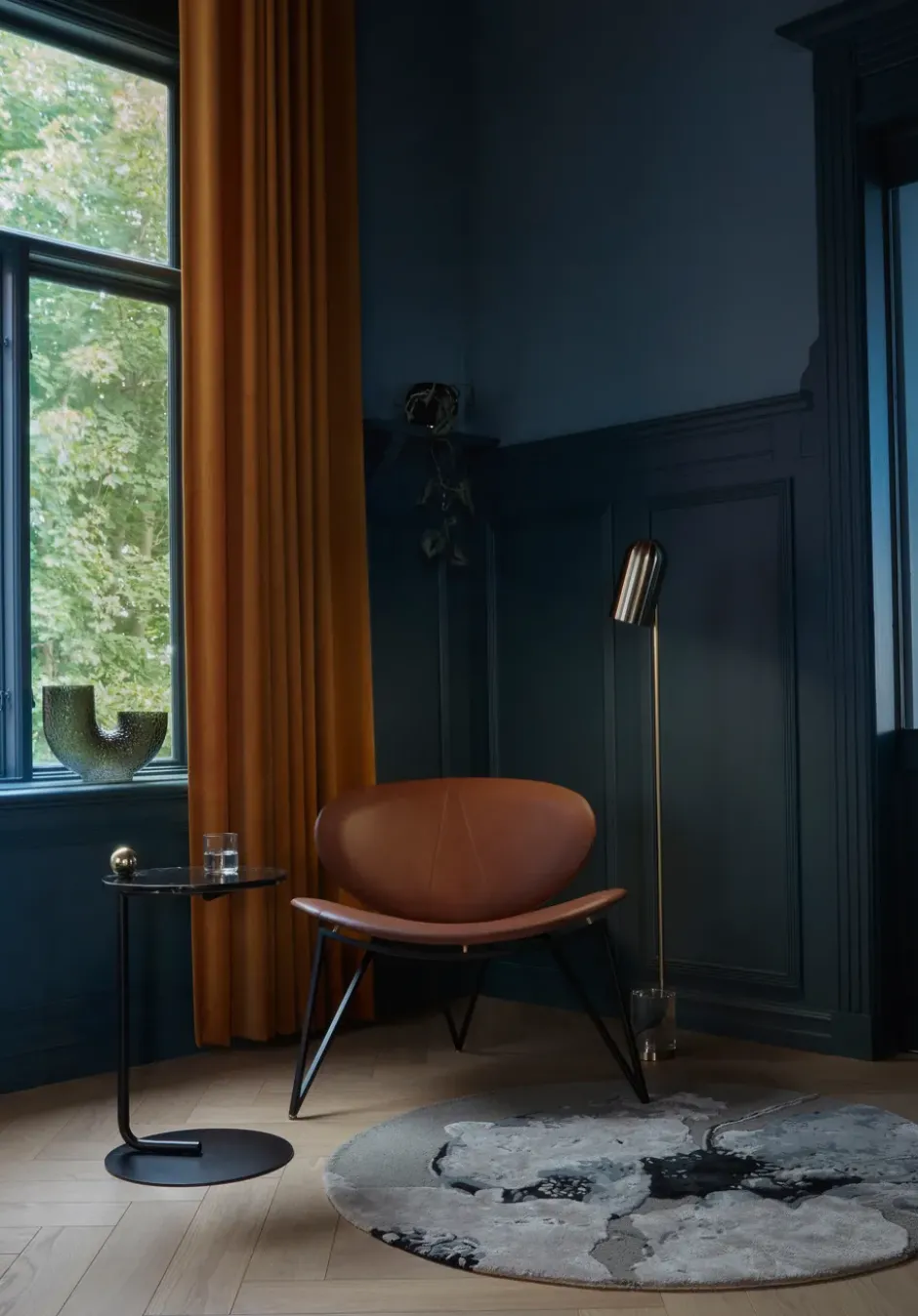 Semper loungetuoli, Black-cognac