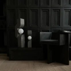 Sitting Man -valaisin Dark grey, 22 x 70 cm