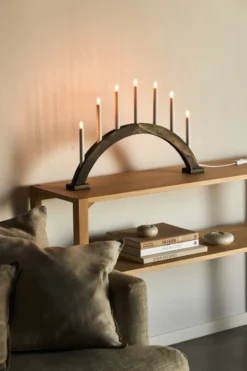 Sky adventtikynttilänjalka kaari 41 cm, Tummapetsattu