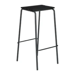 Stilt baarijakkara, Musta