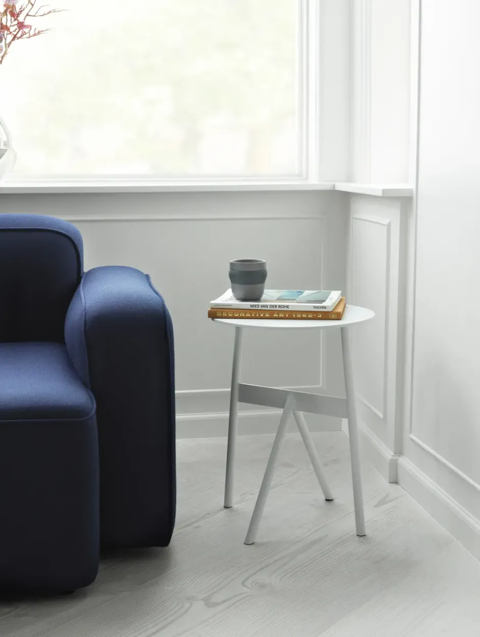 Stock Table sivupöytä Ø37 cm K:46 cm, Valkoinen