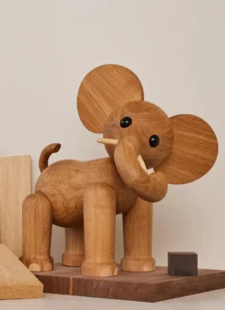 Tembo elefantti koriste 41 cm, Tammi