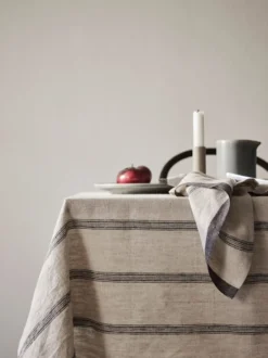 Thea pöytäliina 145x270 cm, Denim stripe