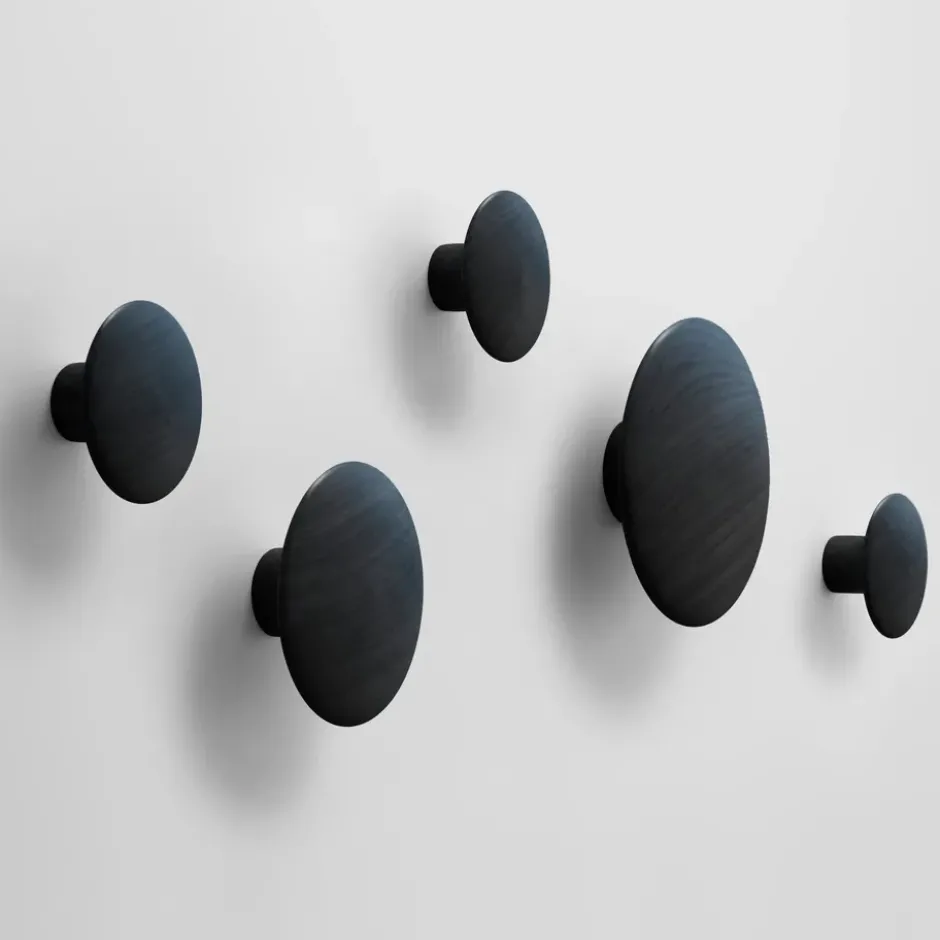 The Dots vaatekoukku musta, Ø9 cm