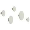 The Dots -vaatekoukku off white, Ø 6,5 cm