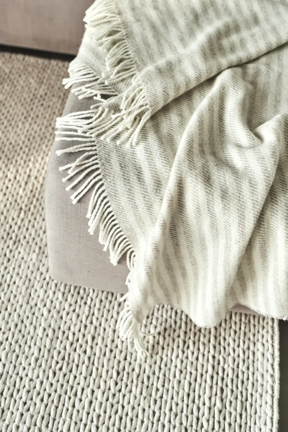 Tidal villahuopa 130x180 cm, Beige