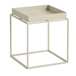 Tray Table keskikokoinen tarjoilupöytä, Lämmin beige, 30x30x34 cm