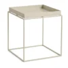 Tray Table keskikokoinen tarjoilupöytä, Lämmin beige, 40x40x44 cm