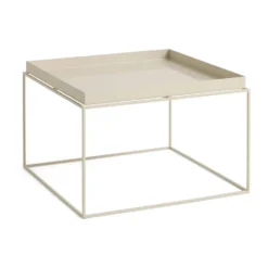 Tray Table keskikokoinen tarjoilupöytä, Lämmin beige, 60x60x39 cm
