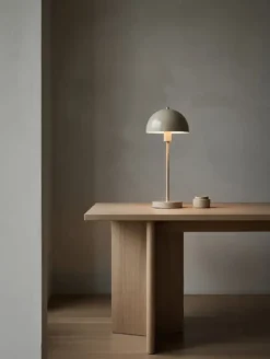 Vienda pöytävalaisin, Putty grey