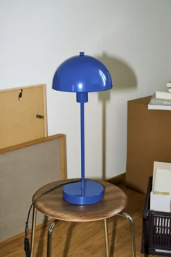 Vienda pöytävalaisin, Royal blue